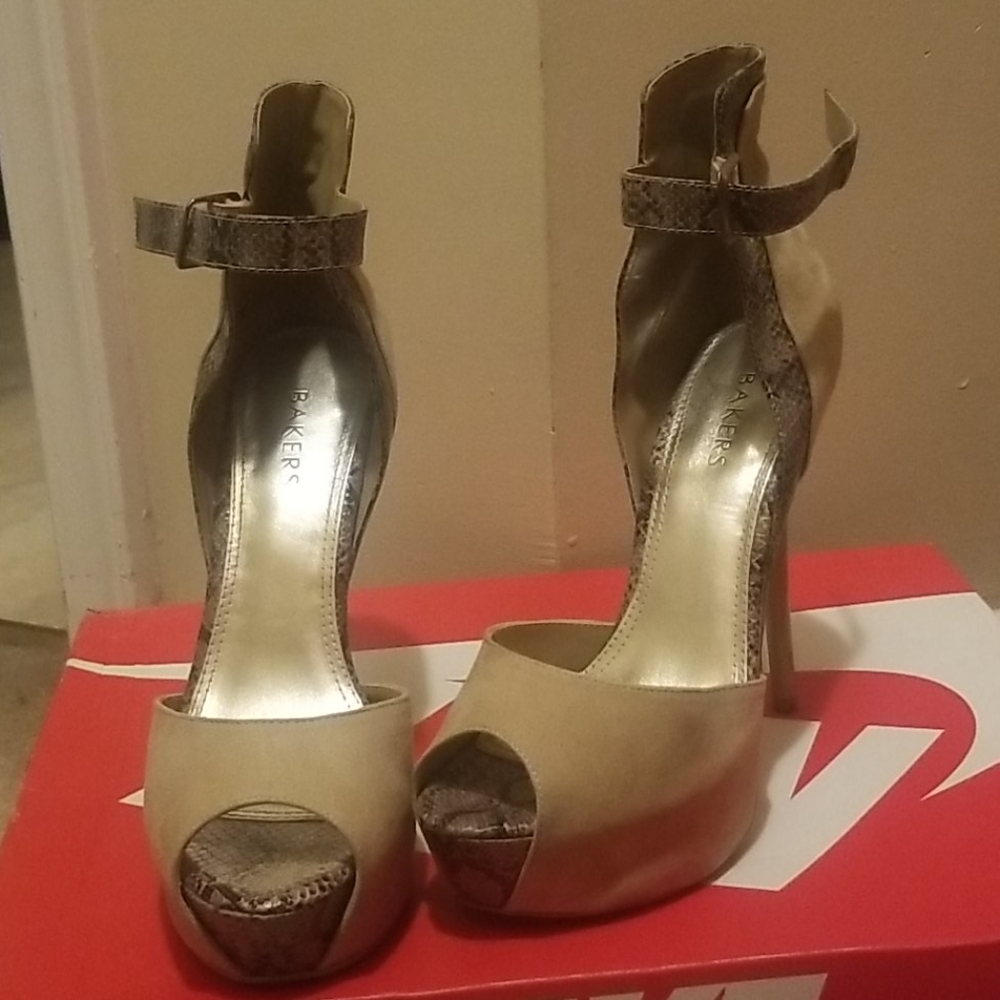 Tan/ snake trim heeled sandals
